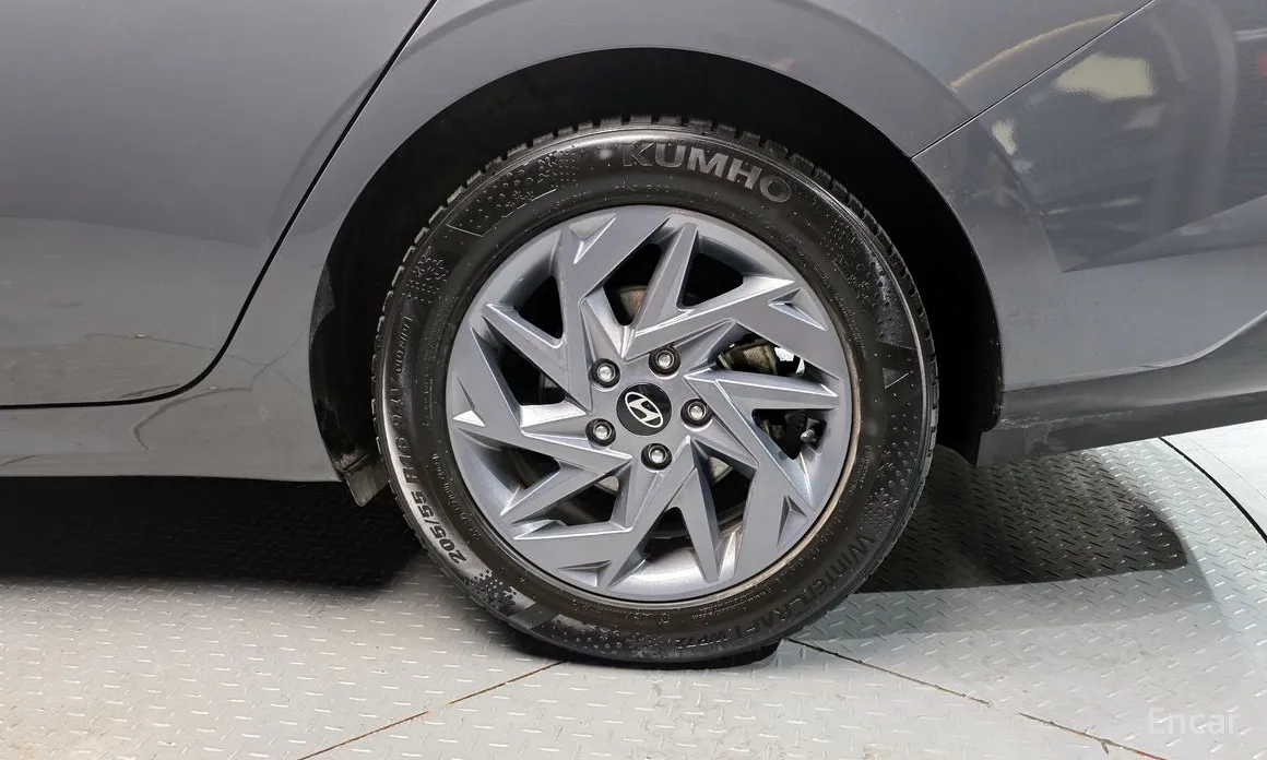 Фото 5 - Hyundai Avante