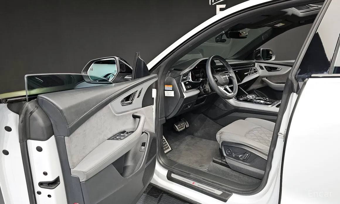 Audi Q8 2018 55 TFSI Quattro Premium