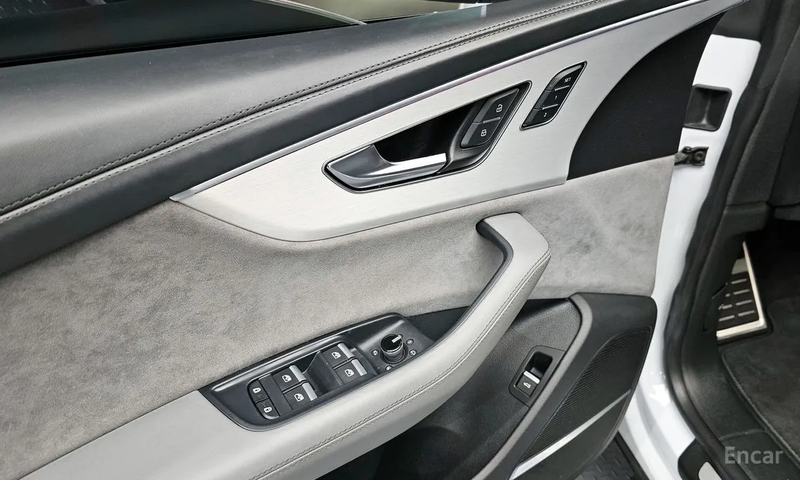 Audi Q8 2018 55 TFSI Quattro Premium
