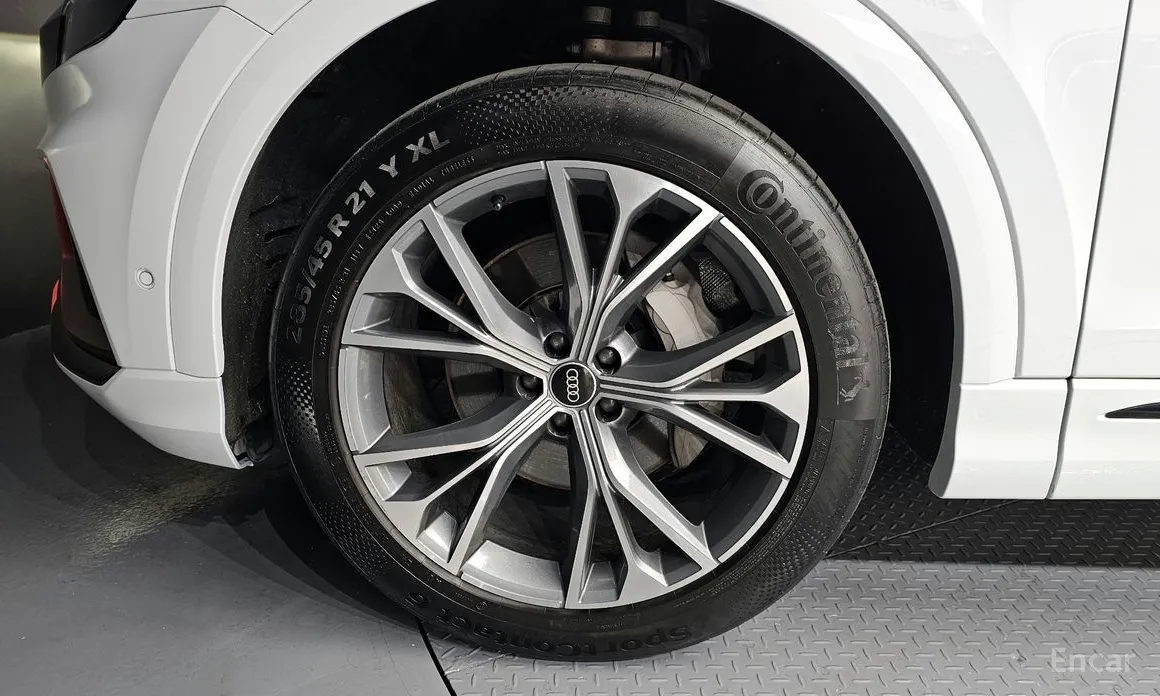 Audi Q8 2018 55 TFSI Quattro Premium