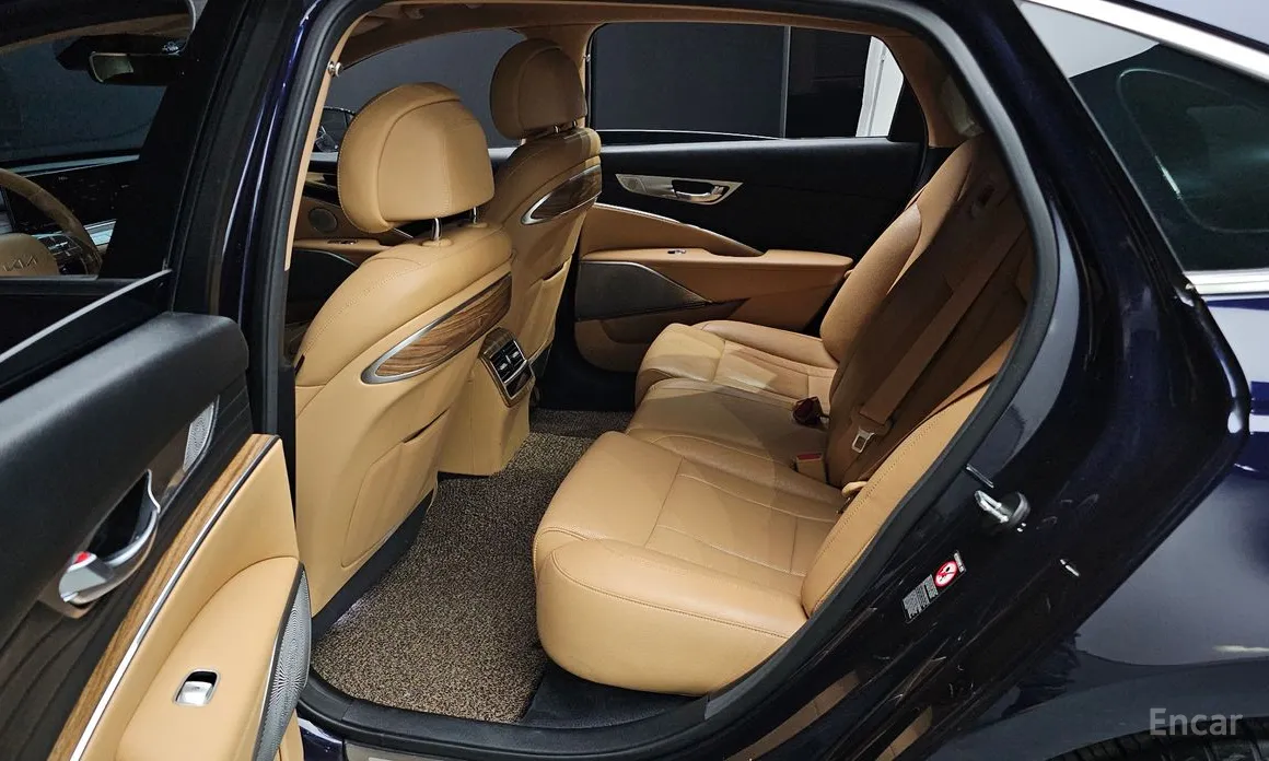 Фото 12 - Kia K9