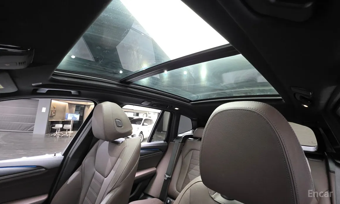 Фото 17 - BMW iX3