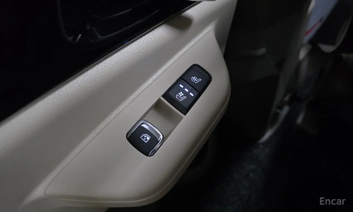 Фото 18 - Kia Carnival