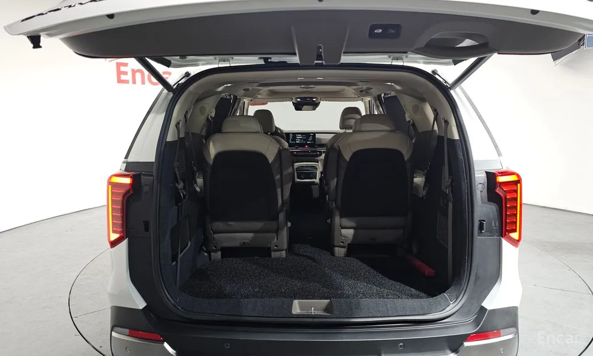 Фото 20 - Kia Carnival