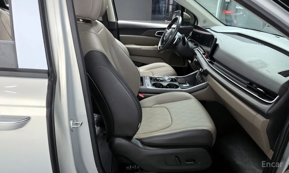 Фото 12 - Kia Carnival