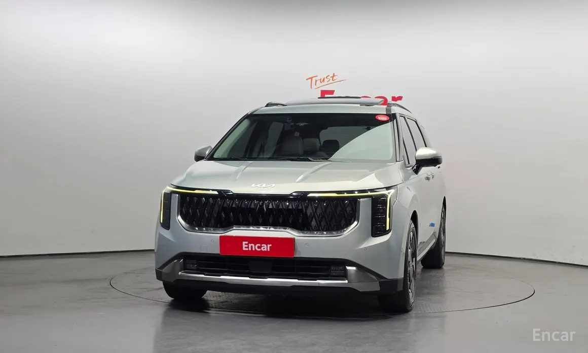 Фото 3 - Kia Carnival