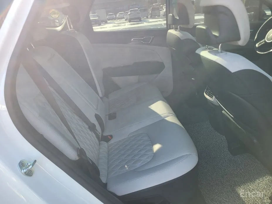 Фото 14 - Kia Sportage