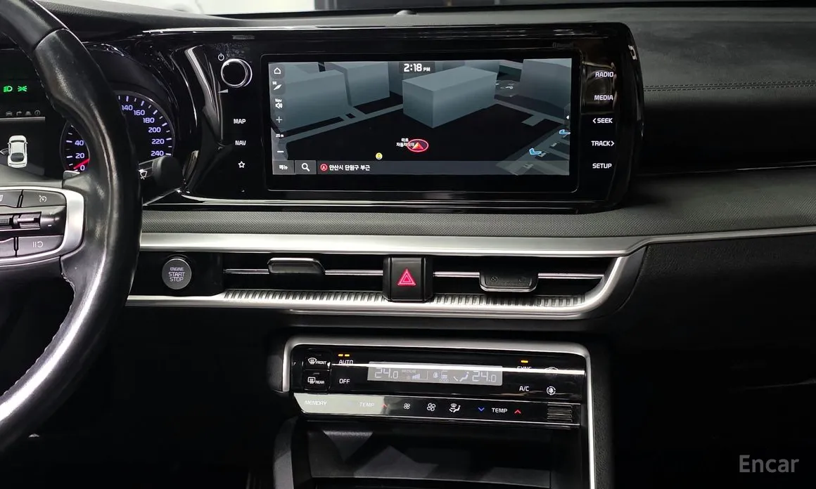 Фото 19 - Kia K5