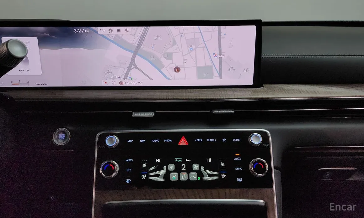 Фото 15 - Genesis GV80