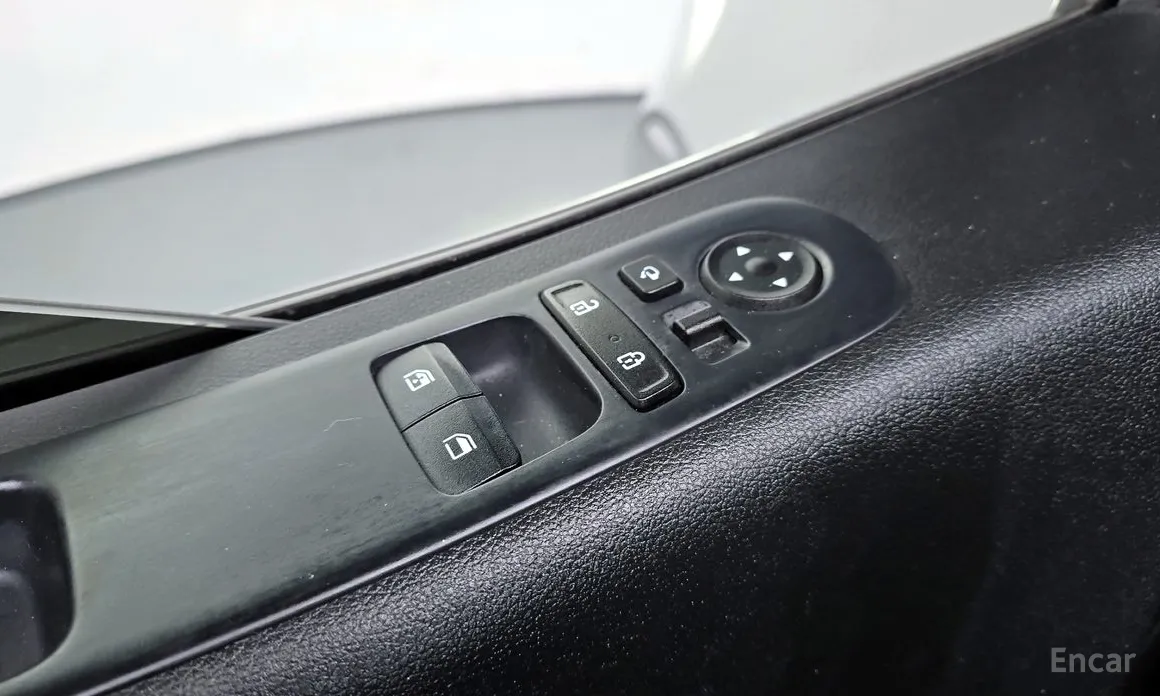 Фото 18 - Hyundai Staria