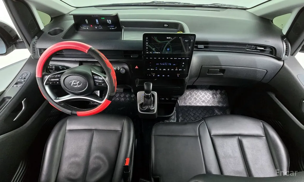 Фото 7 - Hyundai Staria