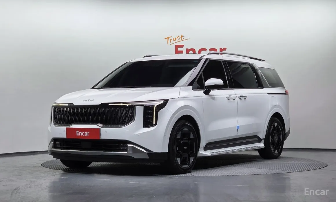 Фото 1 - Kia Carnival