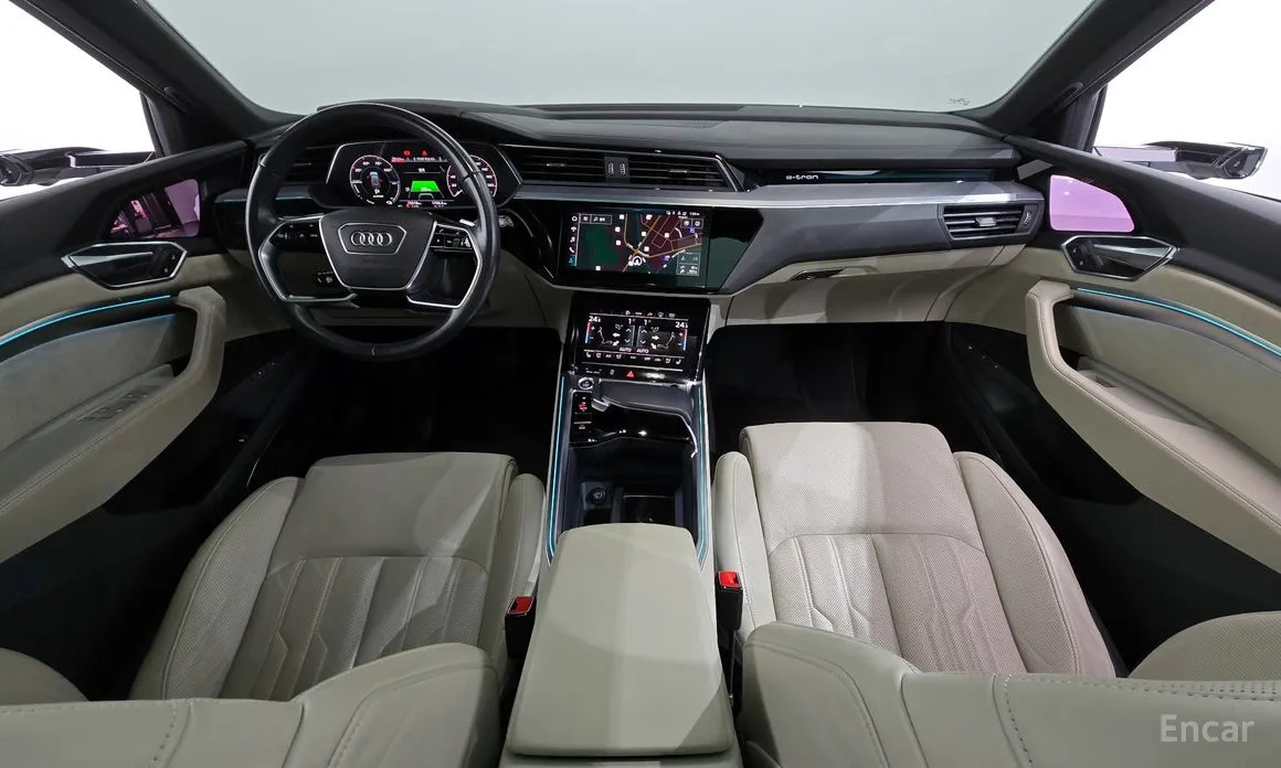 Фото 7 - Audi e-tron