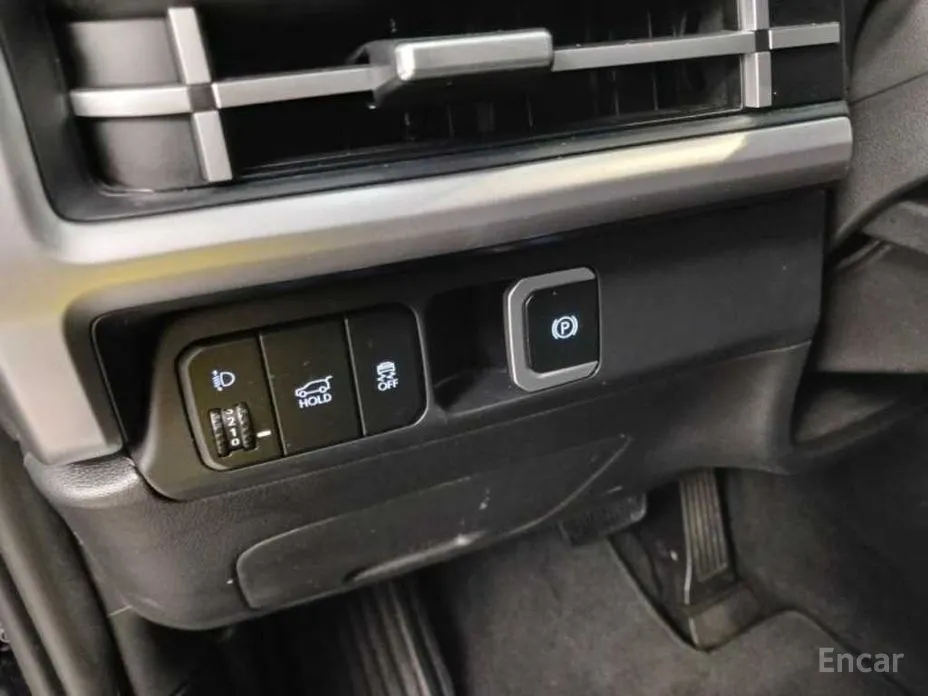 Фото 12 - Hyundai Santa Fe