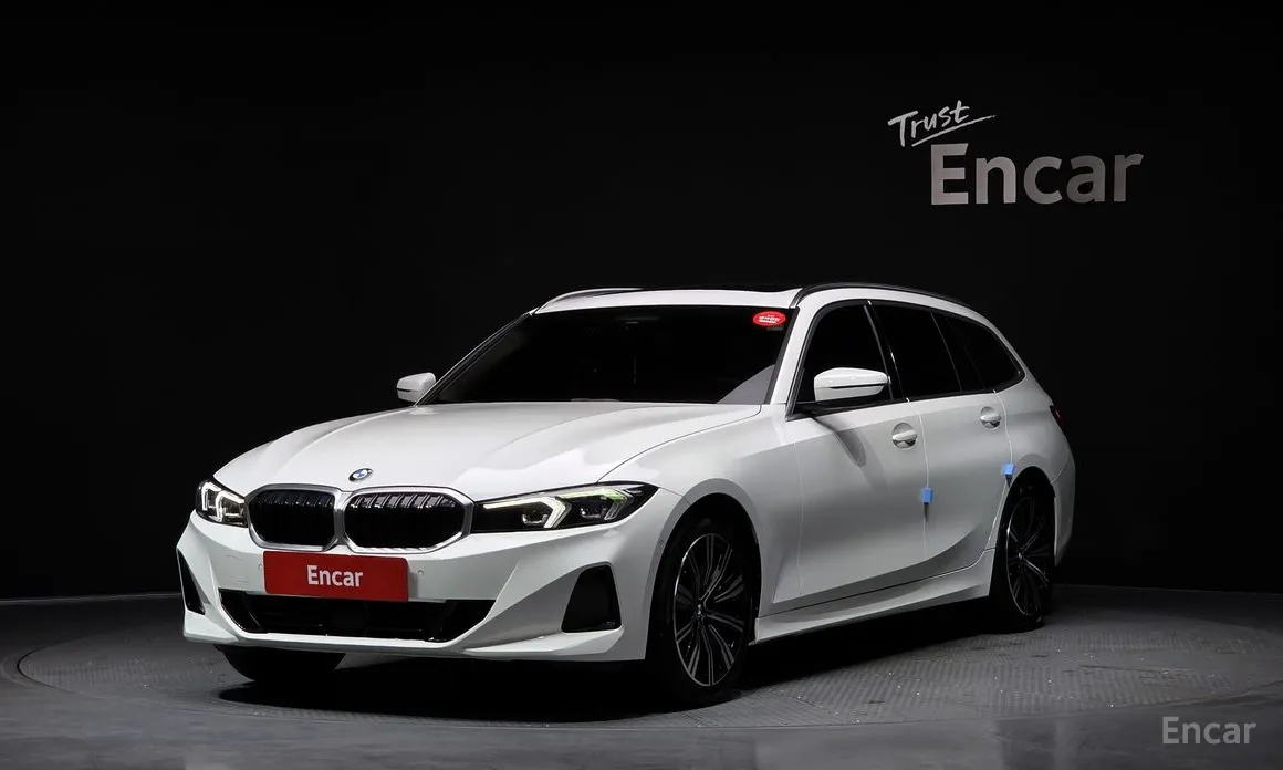 Photo 1 - BMW 3 Series