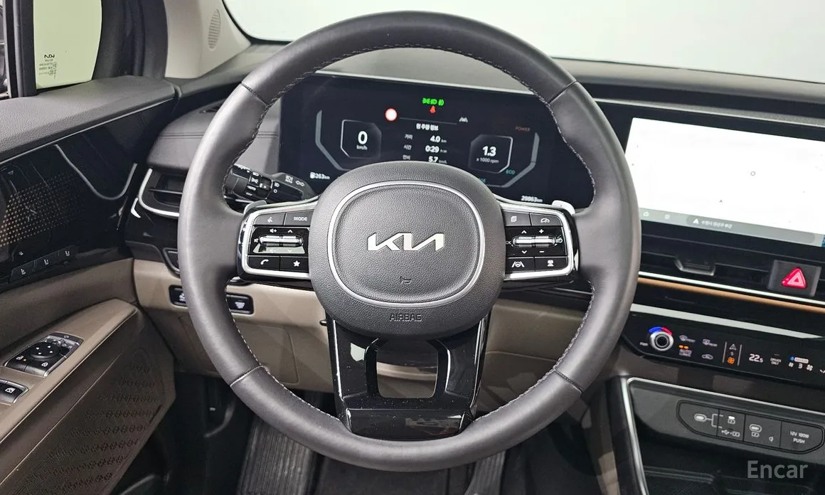 Фото 13 - Kia Carnival