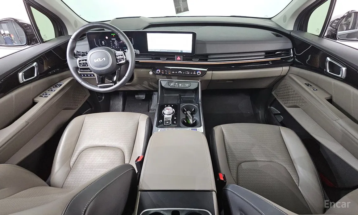 Фото 7 - Kia Carnival