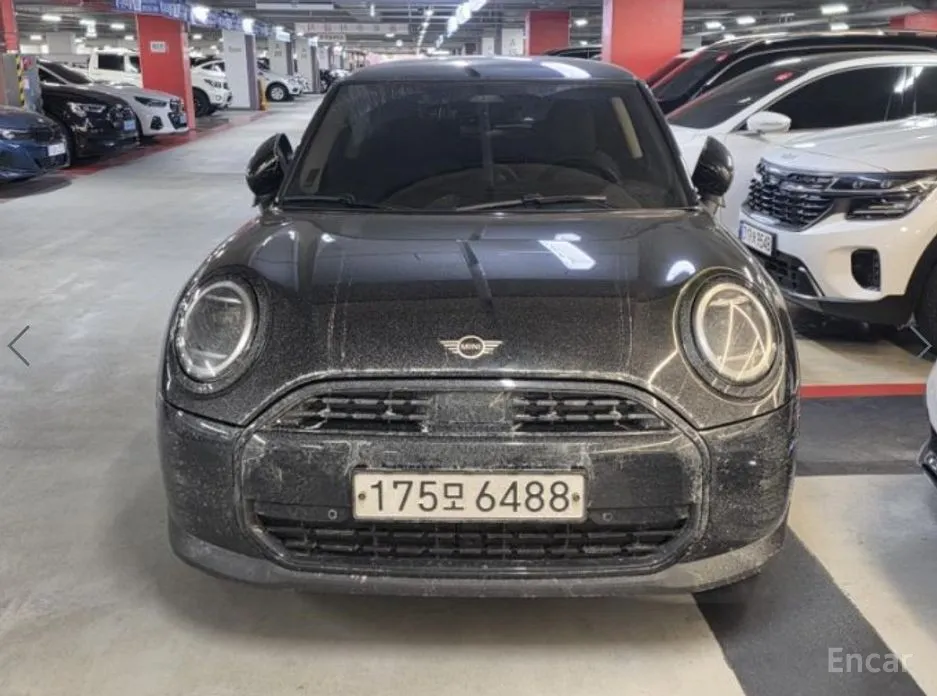 Фото 1 - Mini Cooper