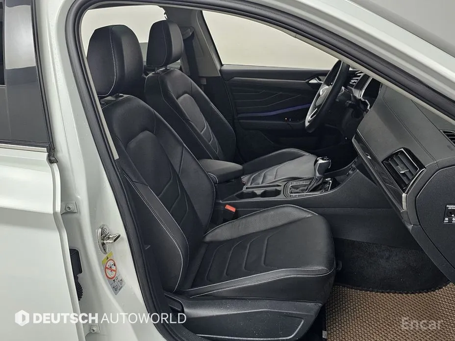 Фото 10 - Volkswagen Jetta