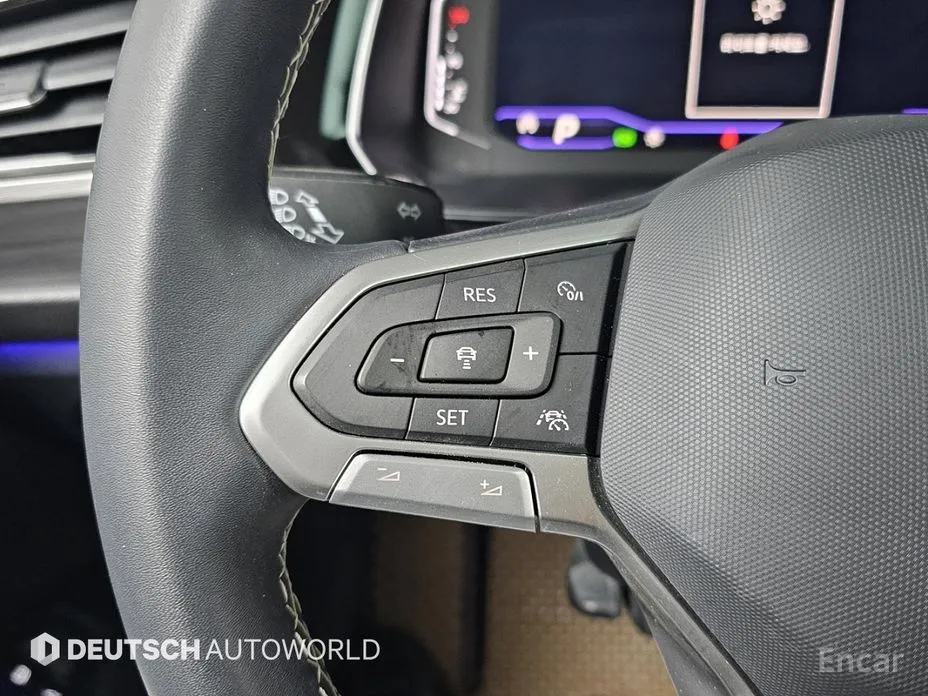 Фото 18 - Volkswagen Jetta