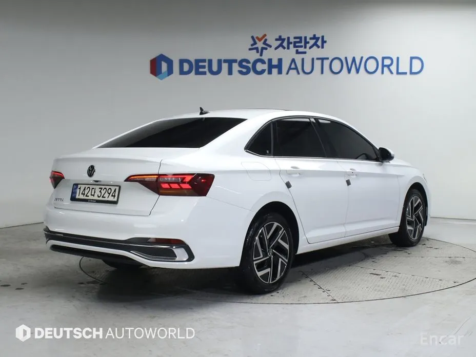 Фото 2 - Volkswagen Jetta