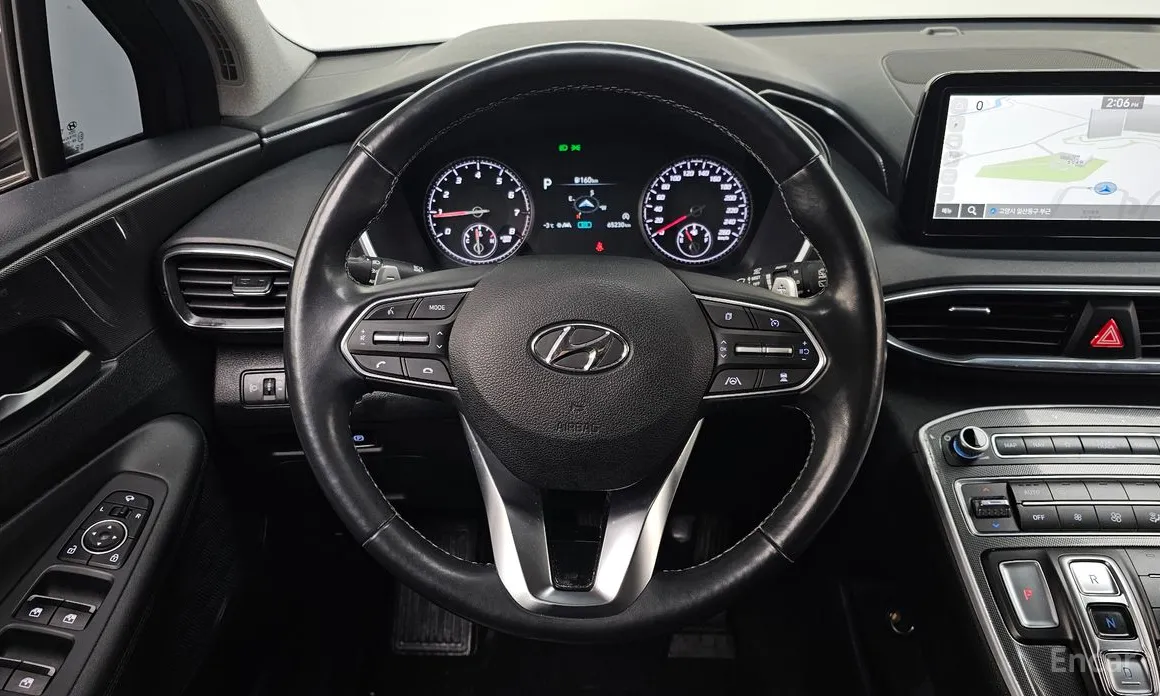 Фото 13 - Hyundai Santa Fe