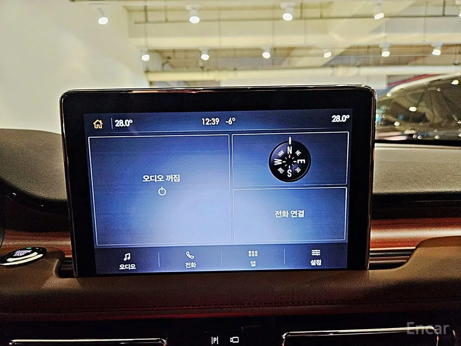 Фото 11 - Lincoln Aviator