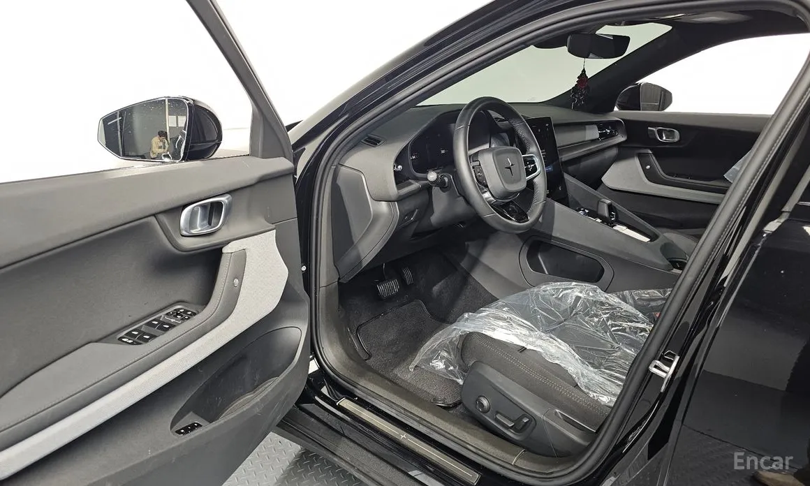 Фото 10 - Polestar 2