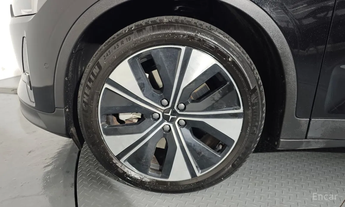 Фото 5 - Polestar 2