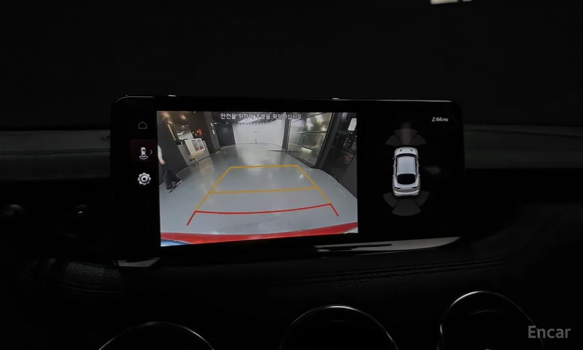 Фото 15 - Kia Stinger