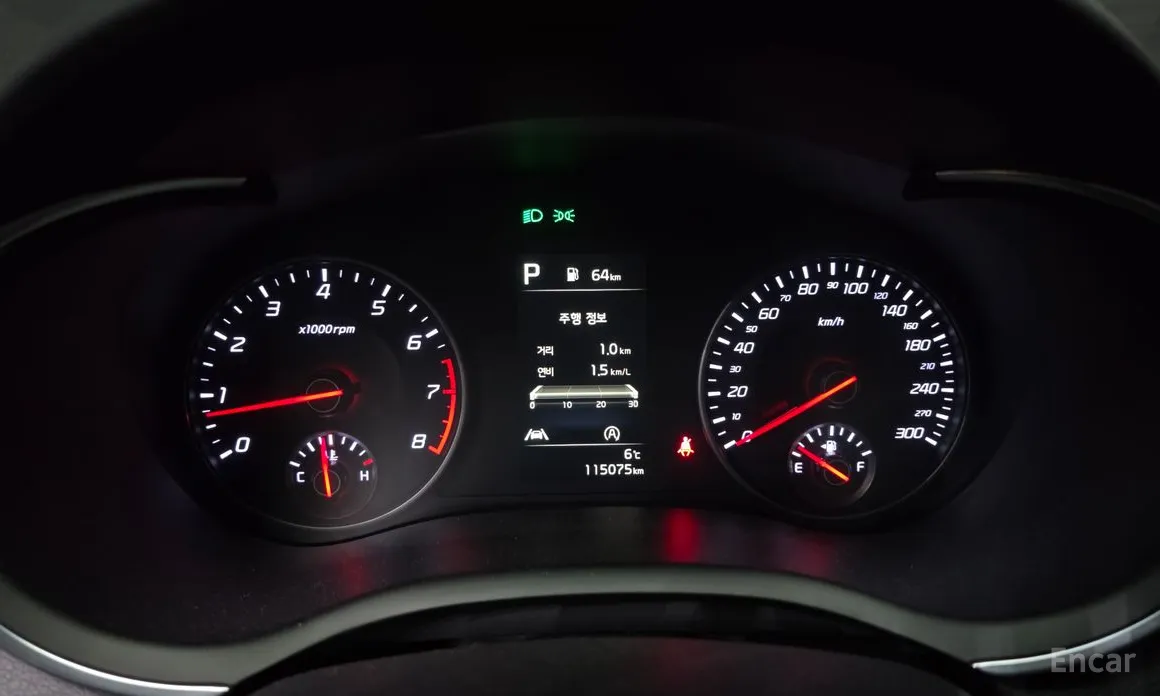 Фото 8 - Kia Stinger