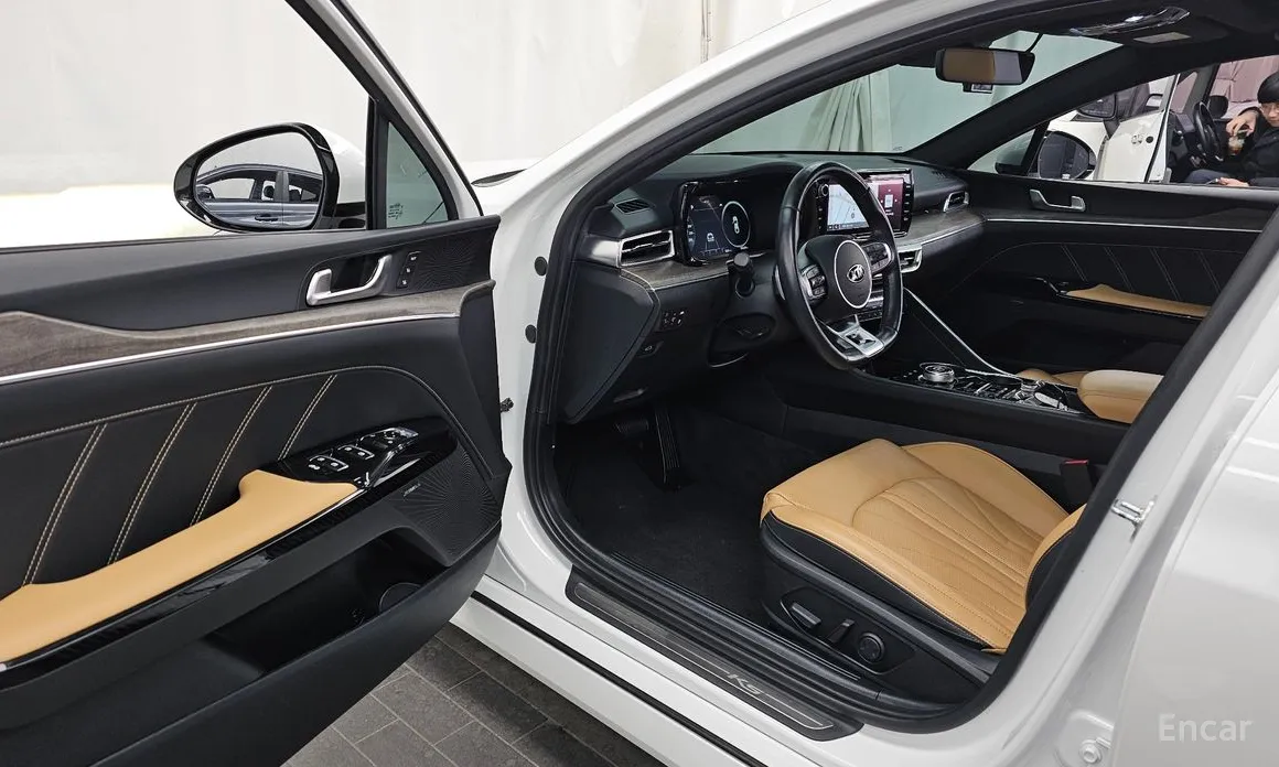 Фото 10 - Kia K5