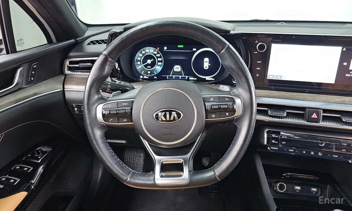 Фото 13 - Kia K5