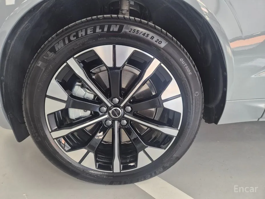 Фото 5 - Volvo XC60