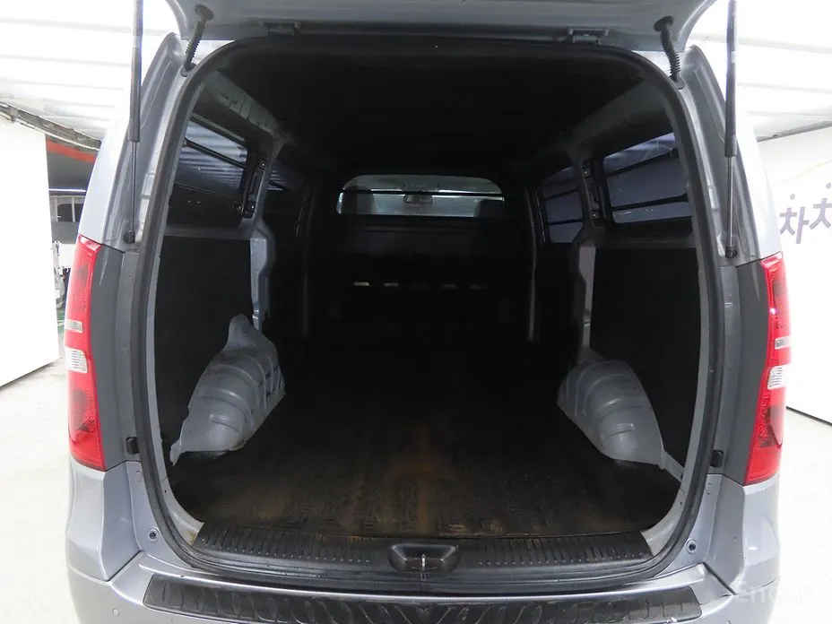 Фото 18 - Hyundai Starex