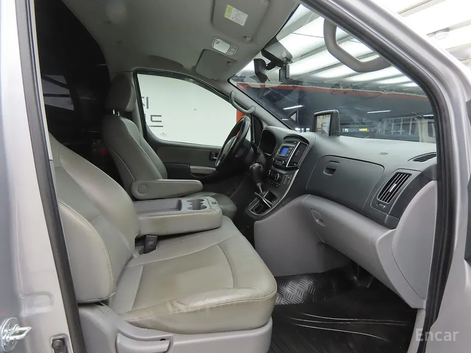 Фото 6 - Hyundai Starex