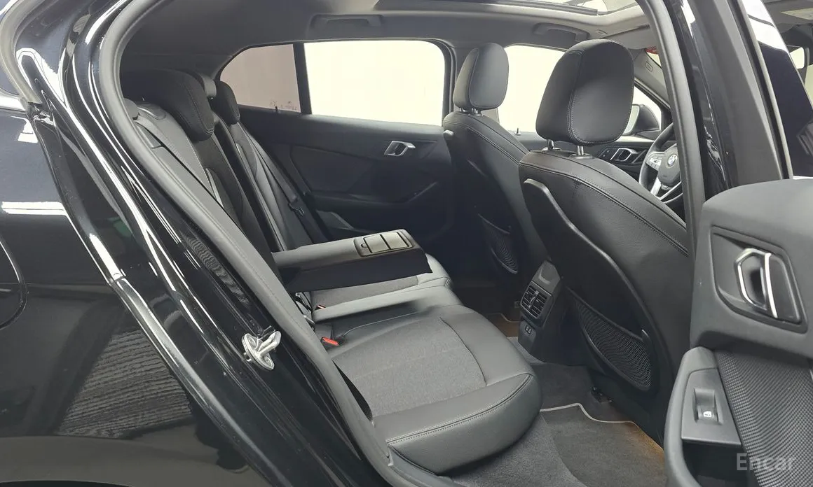 Фото 12 - BMW 1 Series