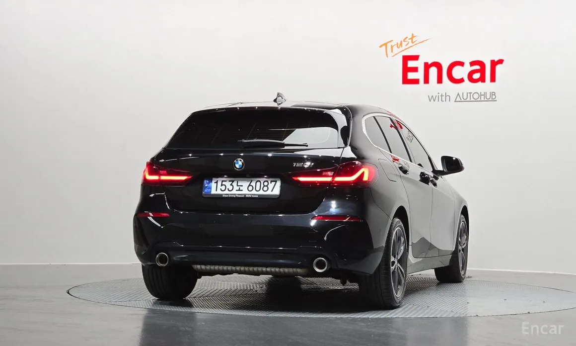 Фото 4 - BMW 1 Series