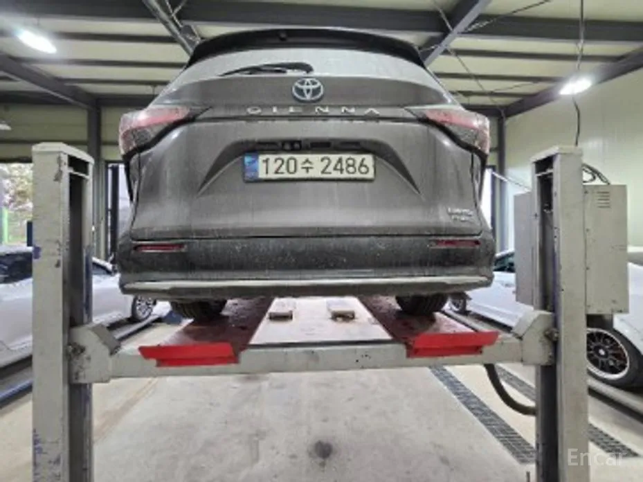 Фото 2 - Toyota Sienna