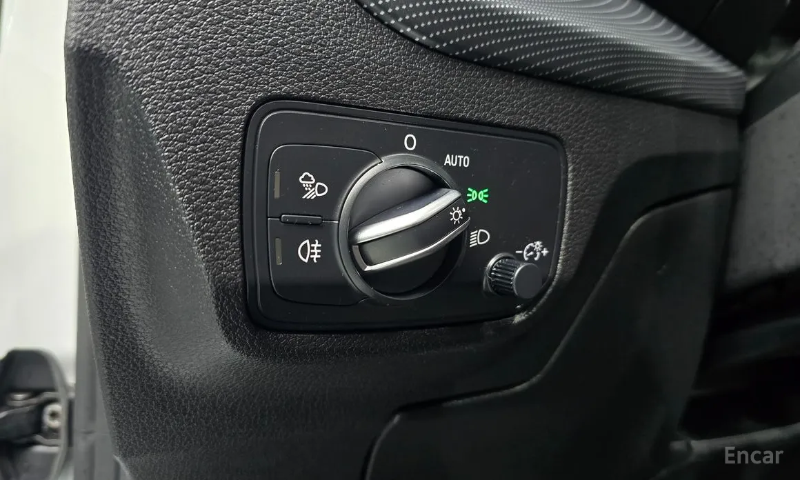 Фото 14 - Audi Q2