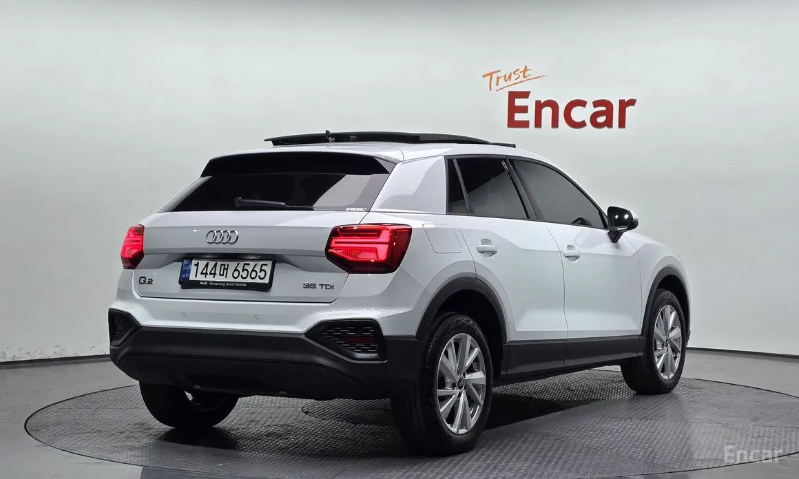 Фото 2 - Audi Q2