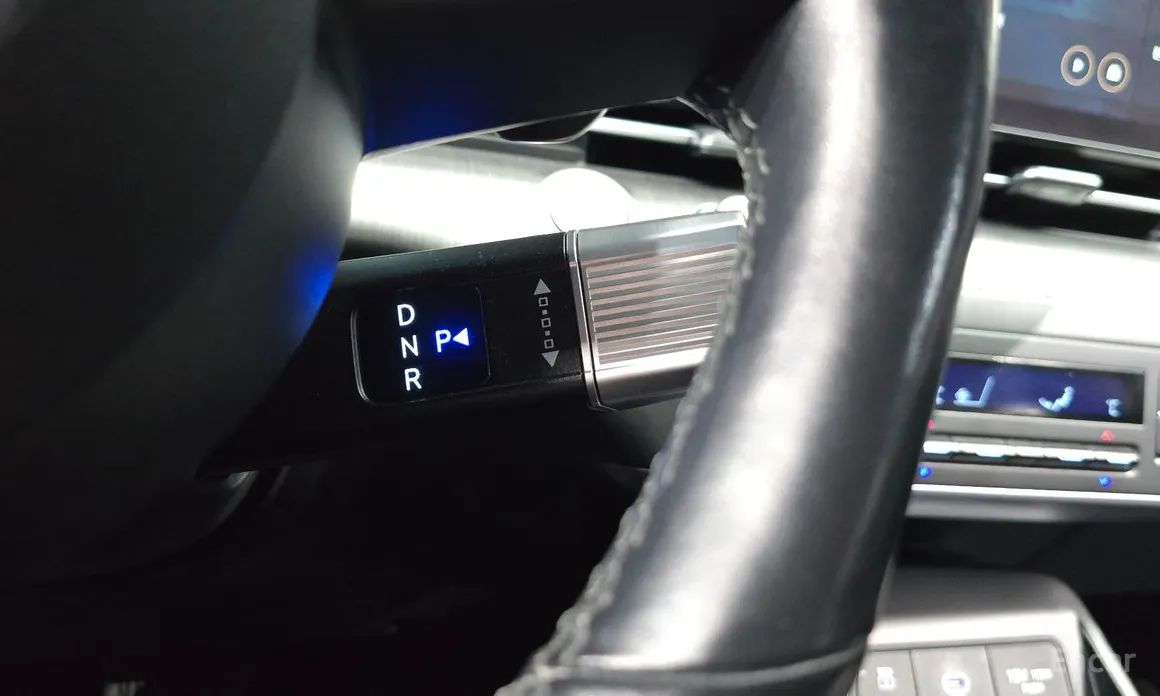 Фото 9 - Hyundai Kona