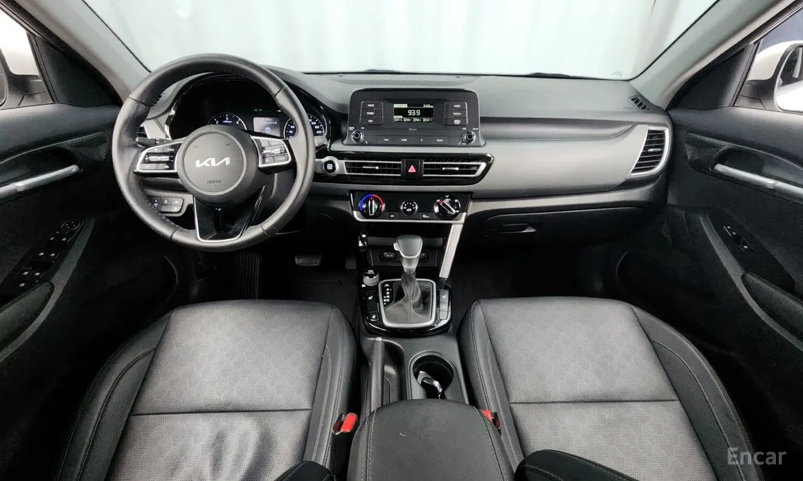 Фото 7 - Kia Seltos