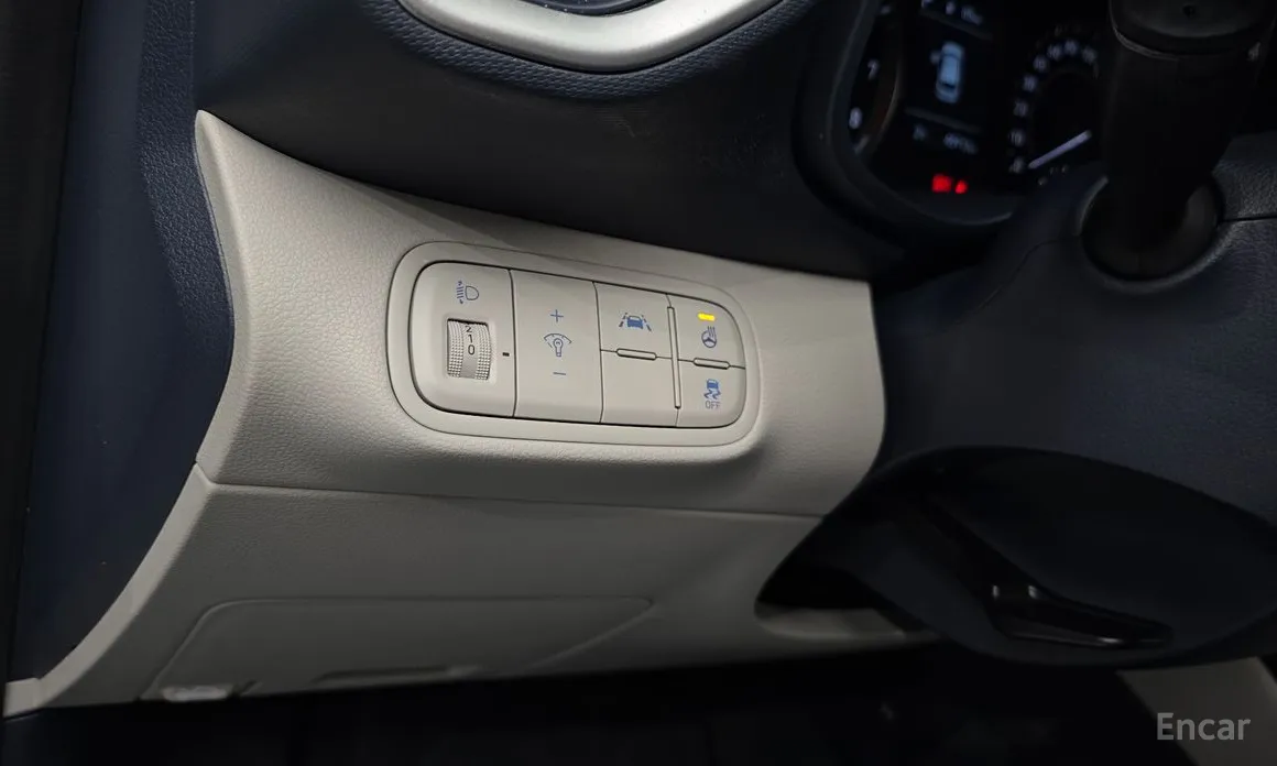 Фото 14 - Hyundai Venue