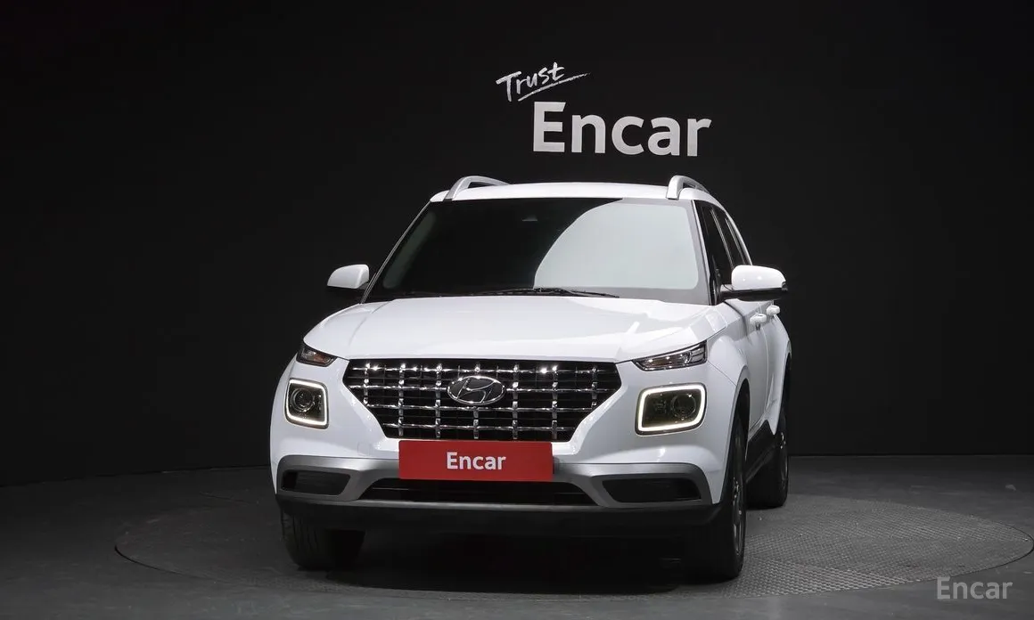 Фото 3 - Hyundai Venue