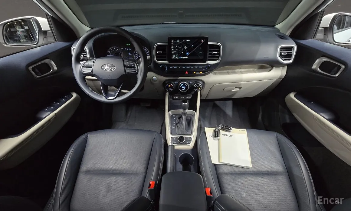 Фото 7 - Hyundai Venue