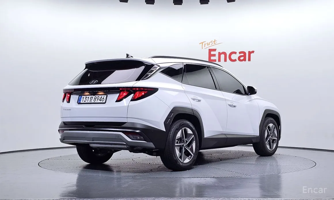 Фото 2 - Hyundai Tucson