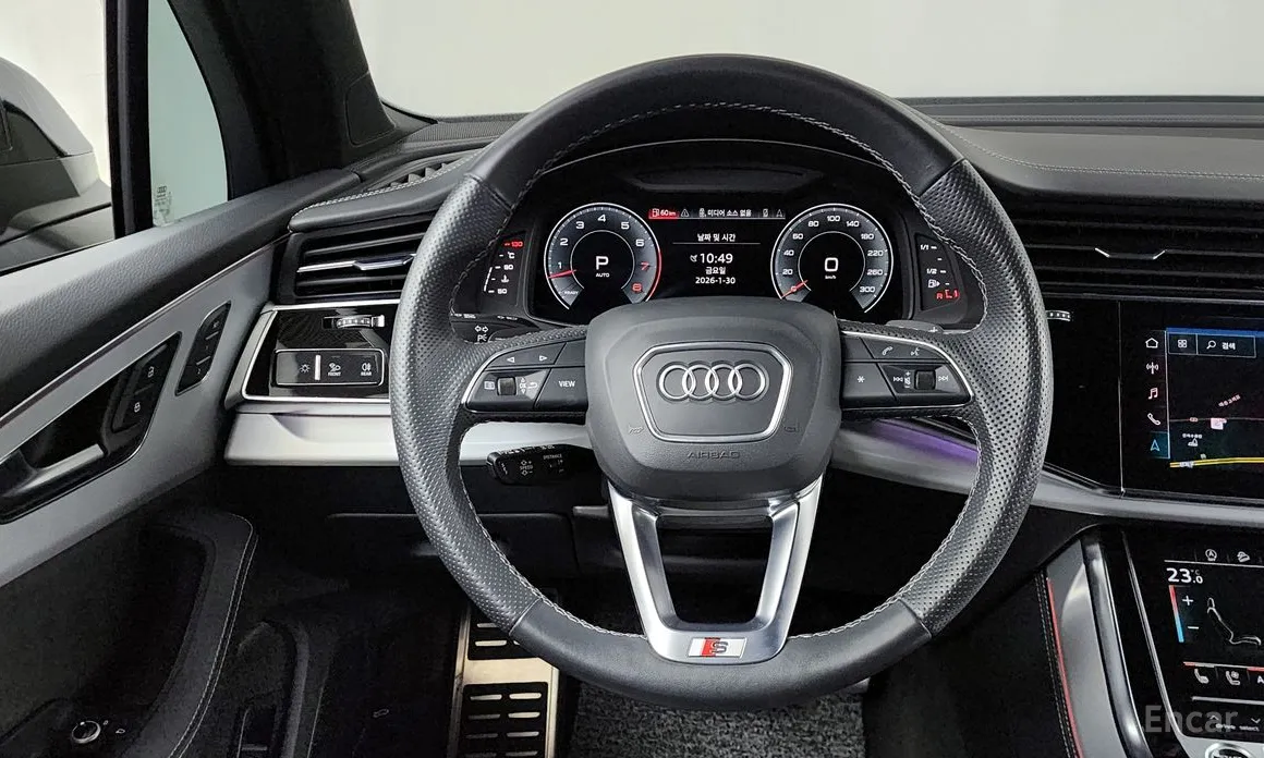 Фото 13 - Audi Q7