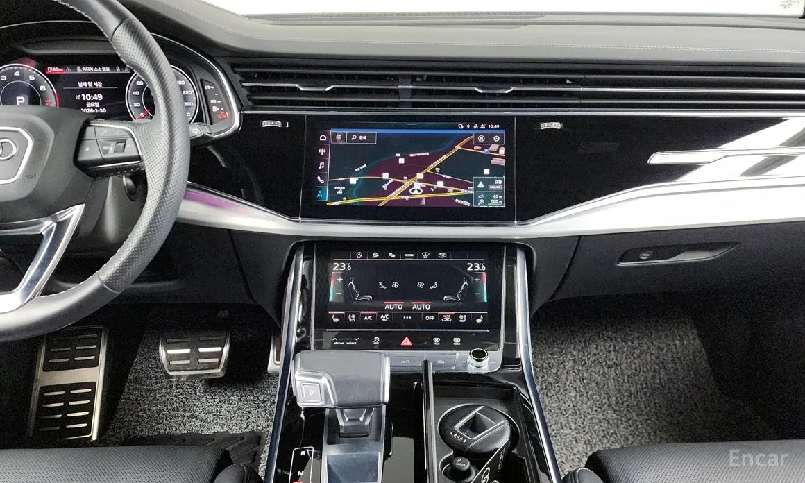 Фото 14 - Audi Q7