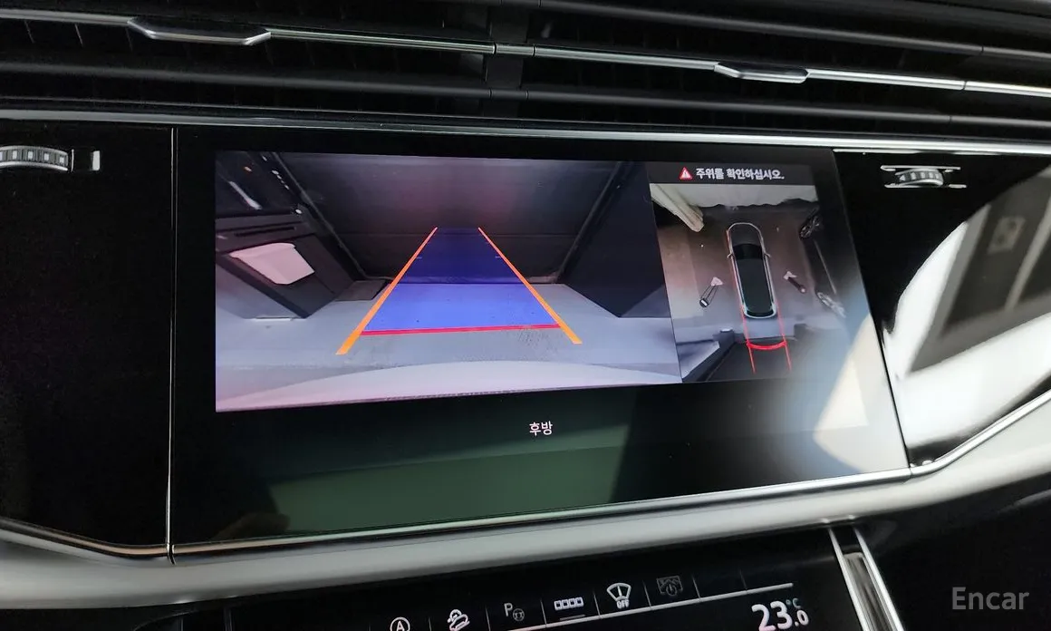 Фото 15 - Audi Q7